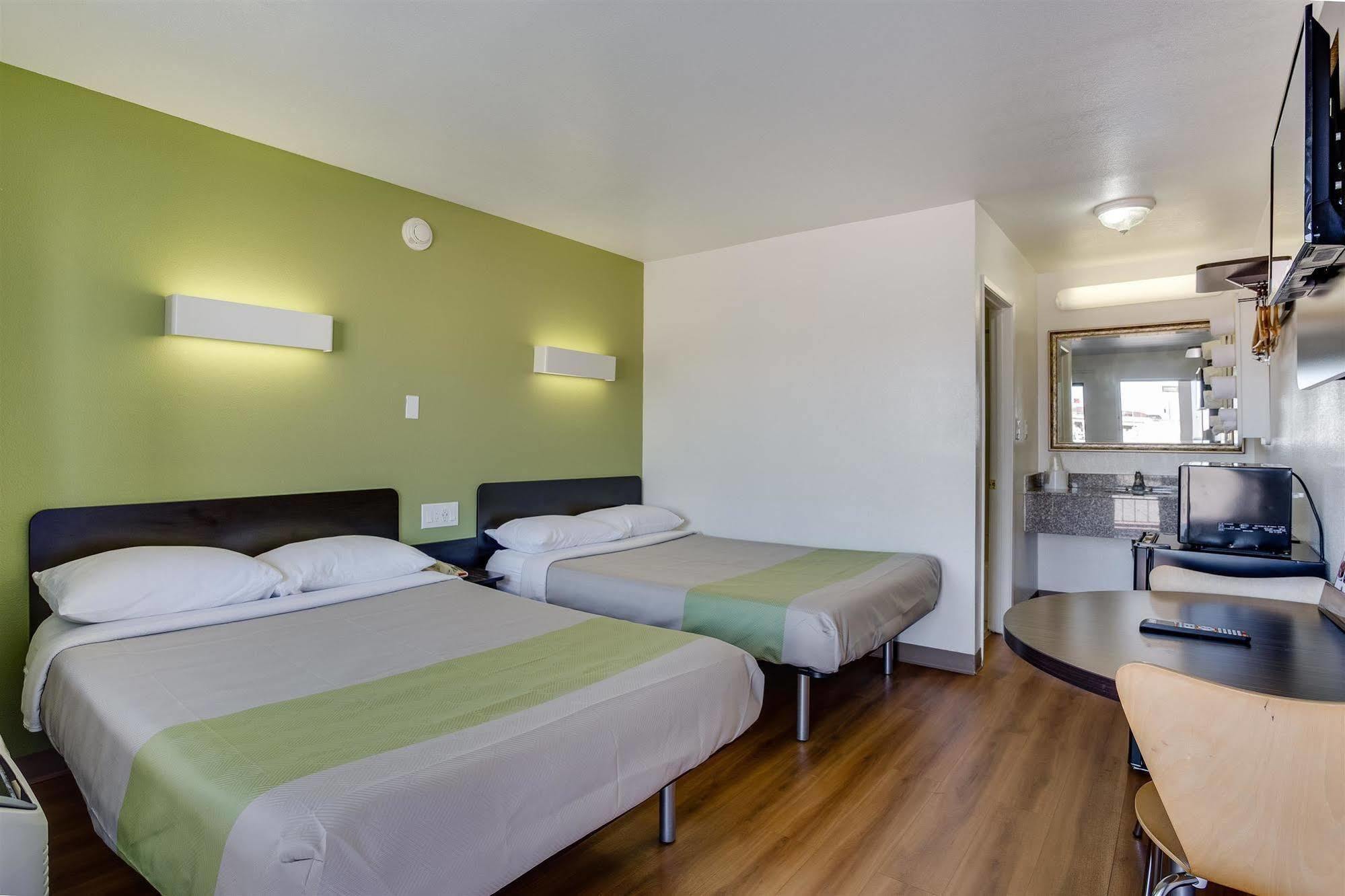 Motel 6-El Paso, Tx - West Exteriör bild